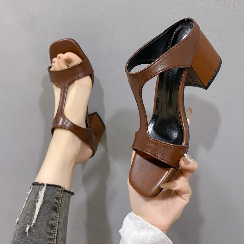 Women's Chunky Heel Classic Leather Sandals